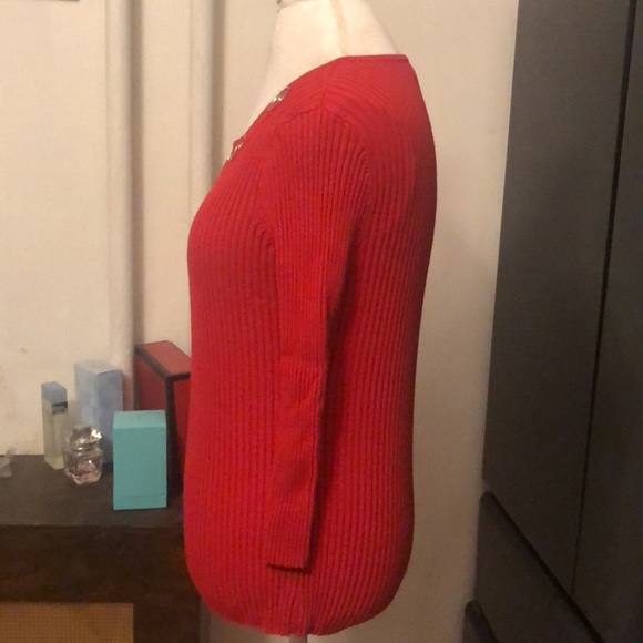 🆑FINAL PRICE‼️ Red scoop neck 3/4 length sleeves sweater w/silver circle accents - Picture 3 of 4